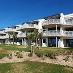 Daire Superbe Pour 6 Avec Balcon, Piscine Chauffee Et Acces Direct A - Fr-1-194-255 La Tranche-sur-Mer