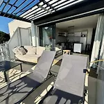 Daire Superbe Pour 6 Avec Balcon, Piscine Chauffee Et Acces Direct A - Fr-1-194-255