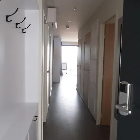 Superbe Pour 6 Avec Balcon, Piscine Chauffée Et Accès Direct à - Fr-1-194-255 La Tranche-sur-Mer