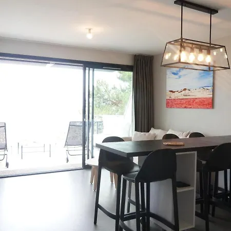 Apartament Superbe Pour 6 Avec Balcon, Piscine Chauffee Et Acces Direct A - Fr-1-194-255 *