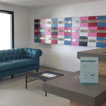 Superbe Pour 6 Avec Balcon, Piscine Chauffee Et Acces Direct A - Fr-1-194-255 * La Tranche-sur-Mer