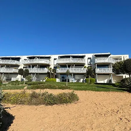 Appartement Superbe Pour 6 Avec Balcon, Piscine Chauffee Et Acces Direct A - Fr-1-194-255 La Tranche-sur-Mer